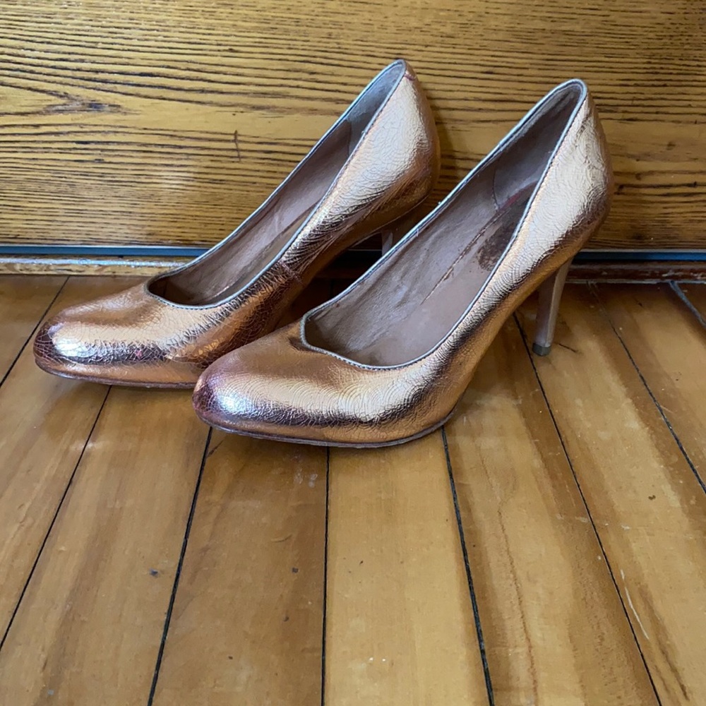 Rose Gold Corso Como High Heels, Size 8 1/2 (US)